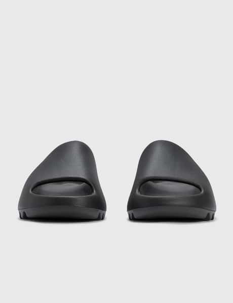 adidas Originals - Yeezy Slides | HBX adidas Originals - Yeezy Slides | HBX