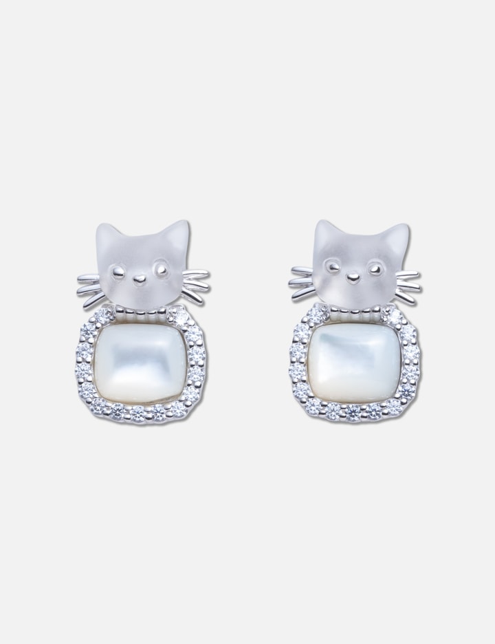 YVMIN Mini Cat Head Mother-Of-Pearl Gem Stud Earrings