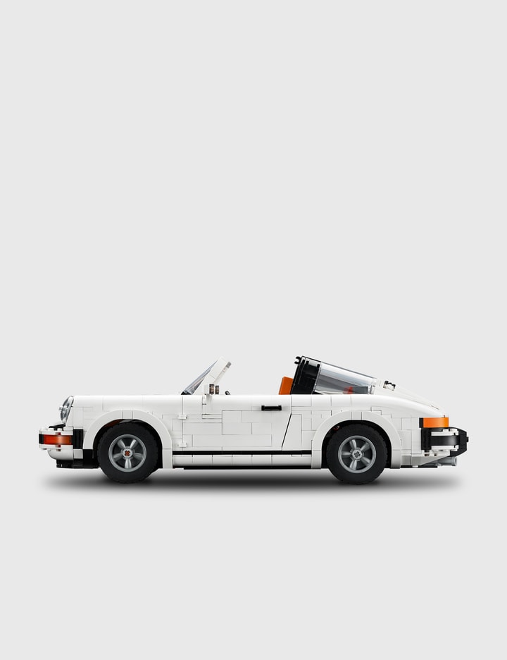 Porsche 911 Placeholder Image