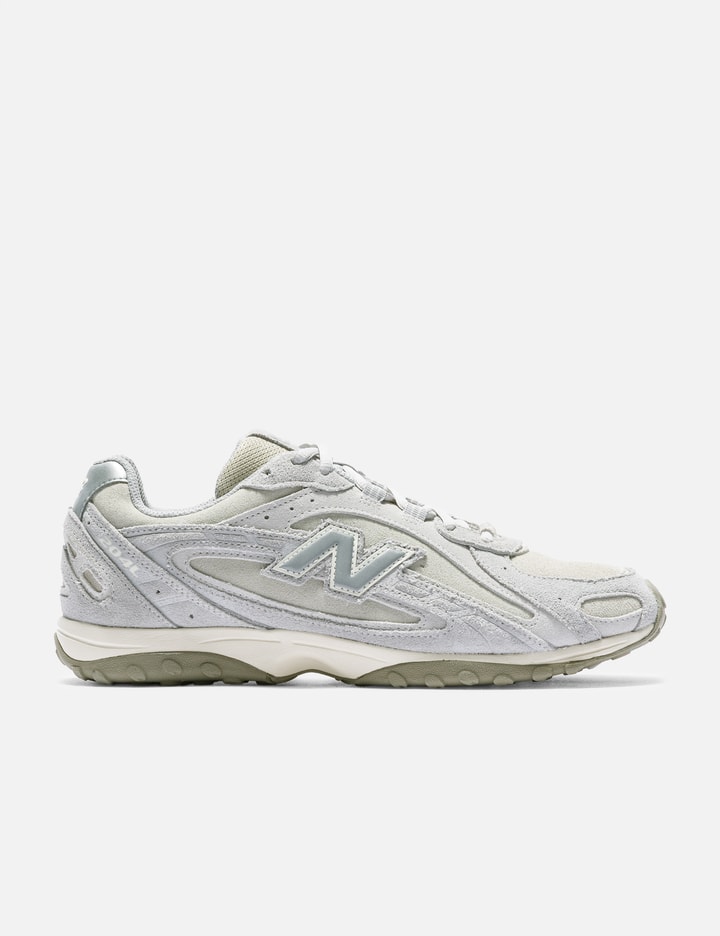 New Balance 204L