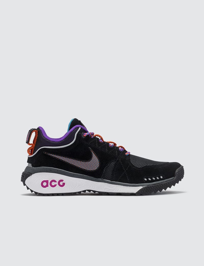 nike acg dog