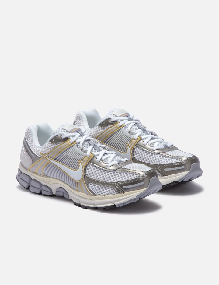 NIKE ZOOM VOMERO 5 Placeholder Image