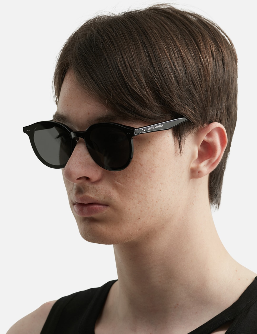 Gentle Monster - Dreamer 17 01 Sunglasses | HBX display picture 1