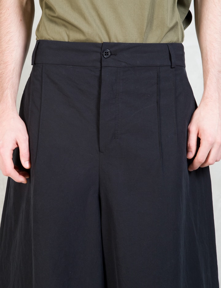 Peregri Oversized 3/4 Pants Placeholder Image