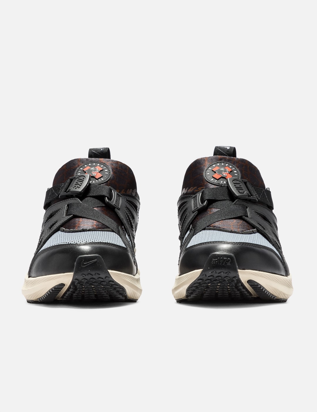 X Patta Air Huarache 20Y24 view 9