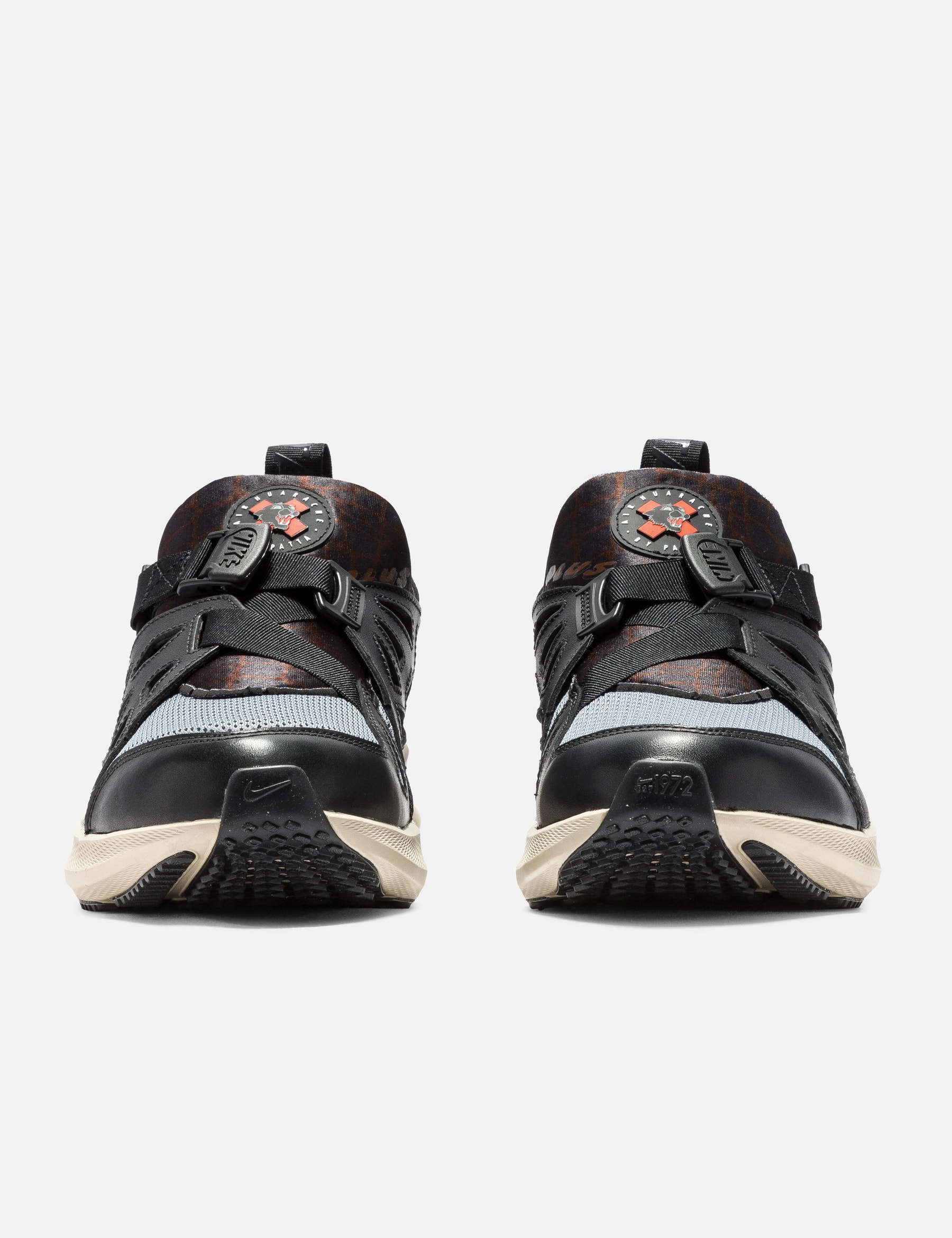 X Patta Air Huarache 20Y24 view 17
