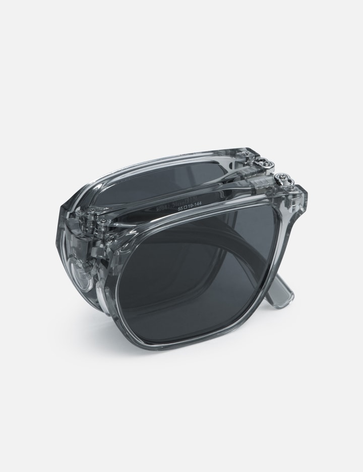 F002 FOLDING SUNGLASSES Placeholder Image