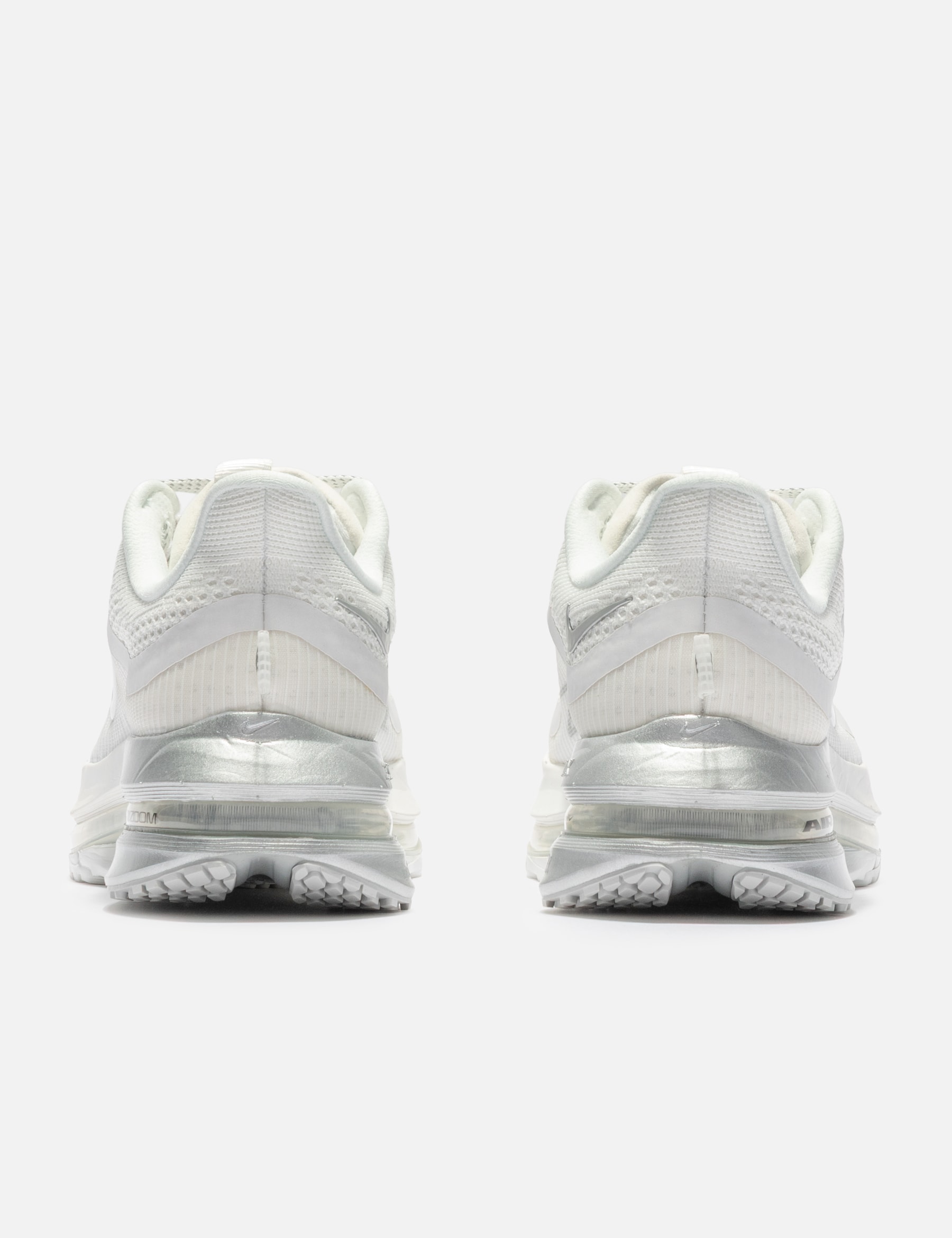 Pegasus Premium view 19