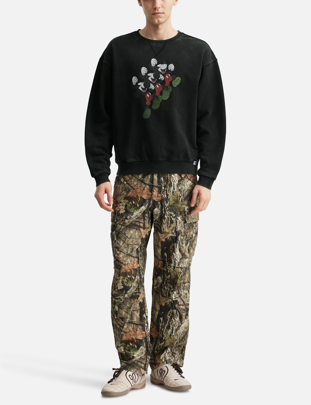Hisisneverthat X Disney TNT_Mickey_Bounce Crewneck view 20