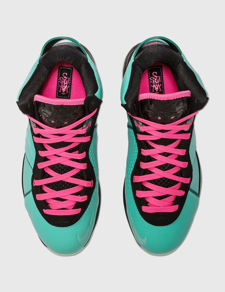 Nike Lebron VIII QS Placeholder Image