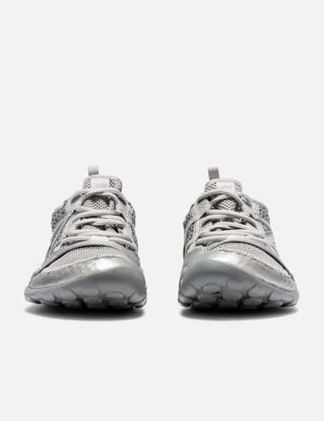 New Balance Minimus Trail 10 Barefoot-style trail shoe with