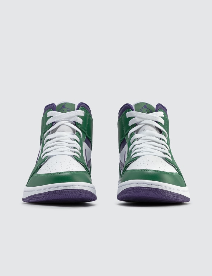 Nike Air Jordan 1 Mid Placeholder Image