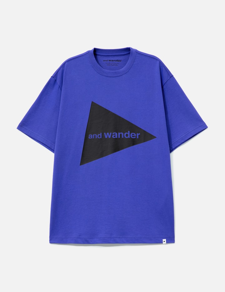 and wander And Wander Big Logo Short Sleeves T-Shirt