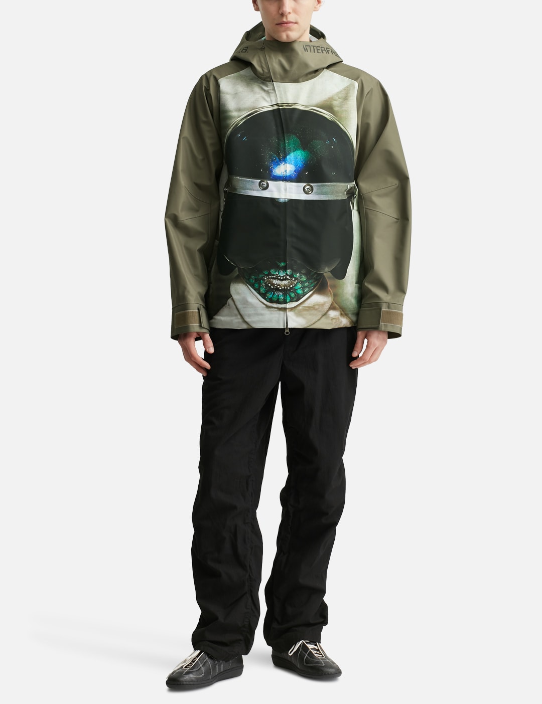UC2E4205-1 Nylon Zip-Up Blouson view 17