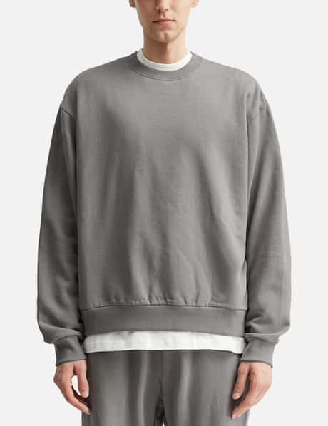 Crewneck view 10