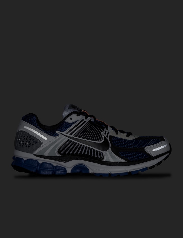 NIKE ZOOM VOMERO 5 SE SP Placeholder Image