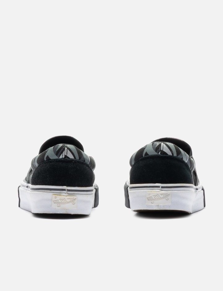Slip-On Clot - Black Alienegra Placeholder Image