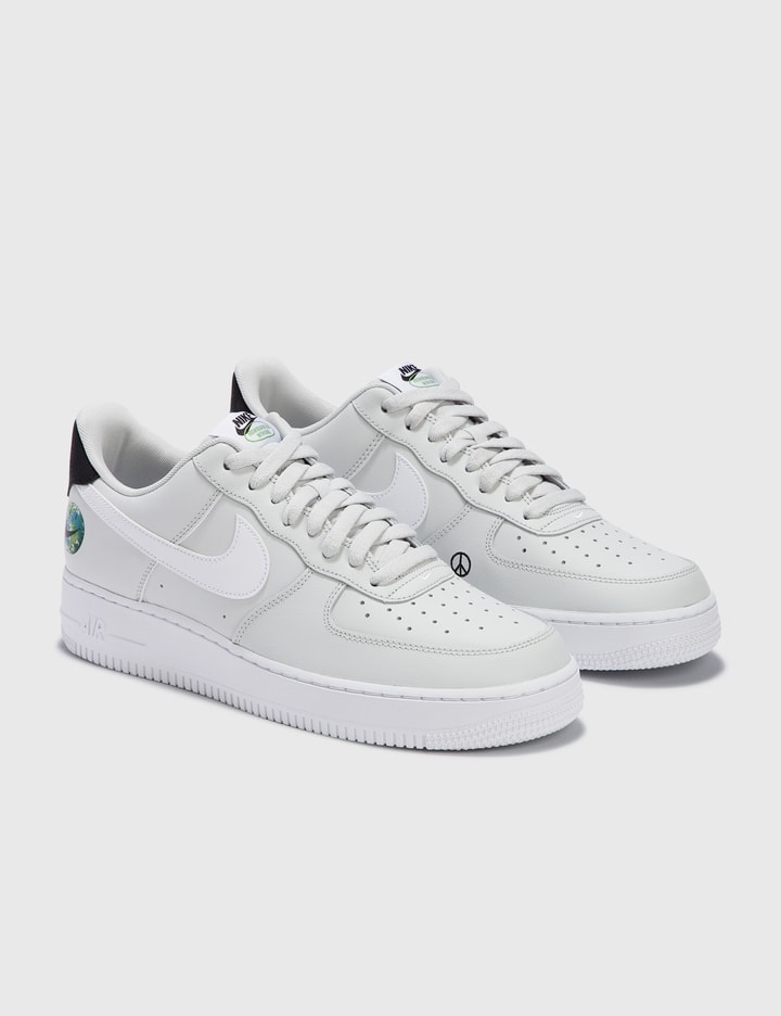 Nike Air Force 1 '07 LV8 2 Placeholder Image