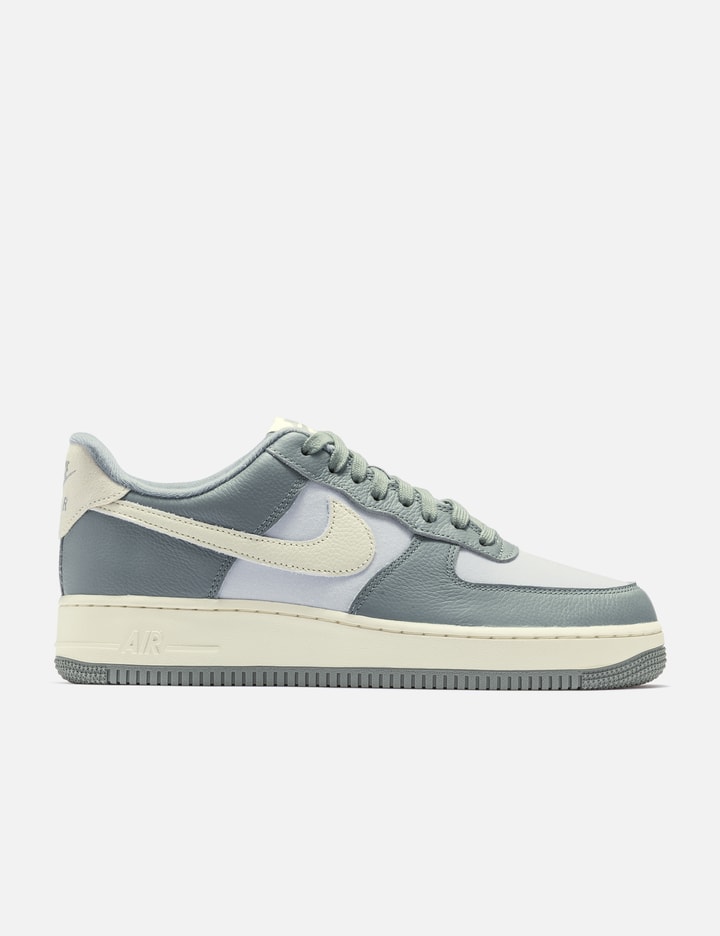 Nike Air Force 1 '07 LX Placeholder Image