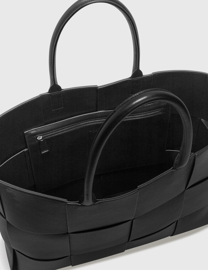 Intrecciato Urban Leather Tote Bag Placeholder Image