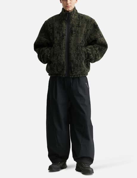 ROA Ewe Furry Jacket - Olive oversized faux-fur jacket with high 