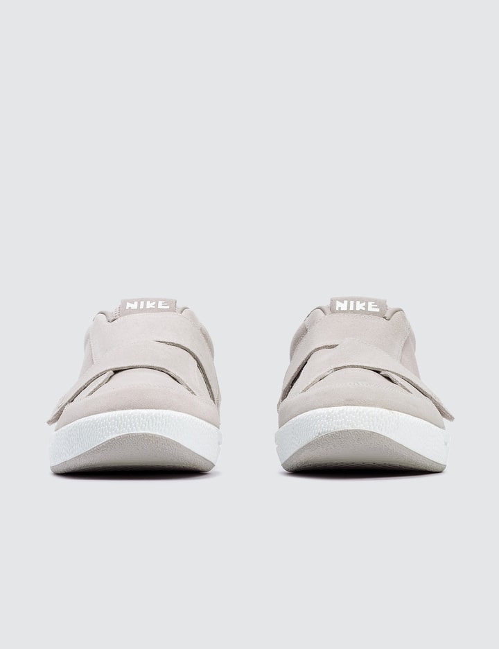 Nike Meadow '16 SE Placeholder Image