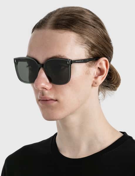 Gentle Monster - Frida G3 サングラス | HBX - ハイプビースト  