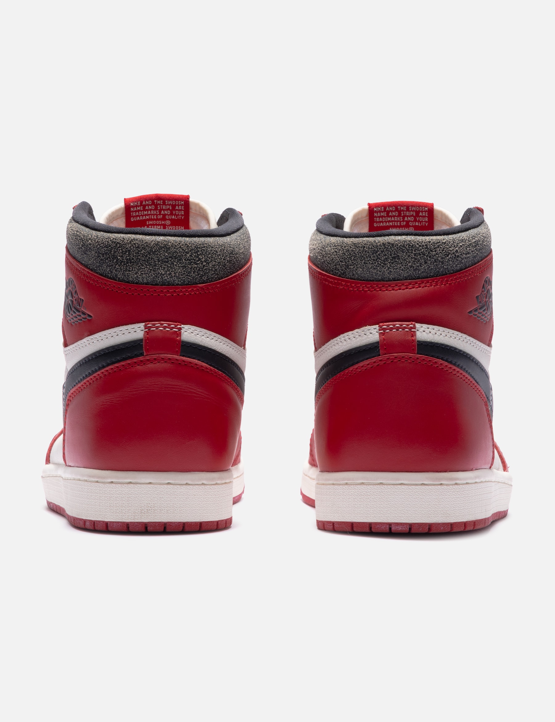 1 Retro High OG Chicago Lost And Found view 15