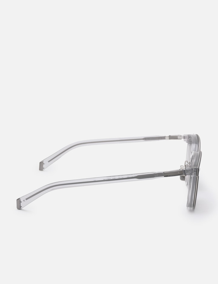 Lowen Clip-On Placeholder Image