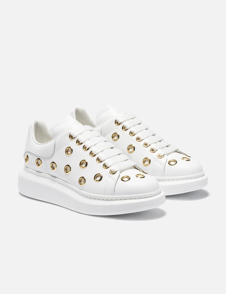 Alexander McQueen Oversized Sneakers Are In The Spotlight Right Now!