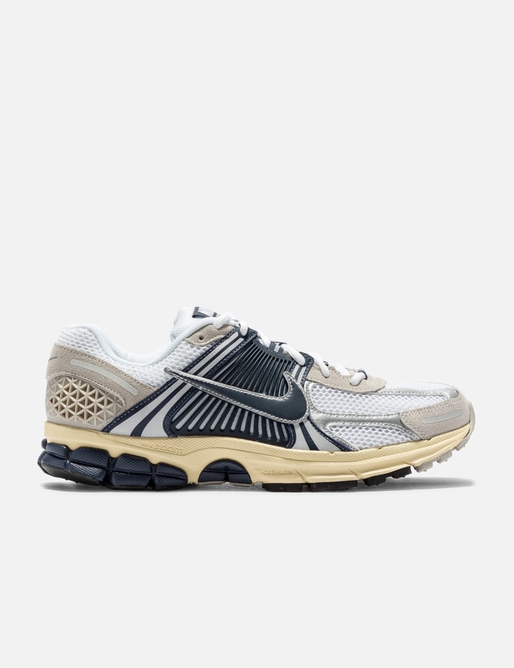 NIKE ZOOM VOMERO 5 Placeholder Image