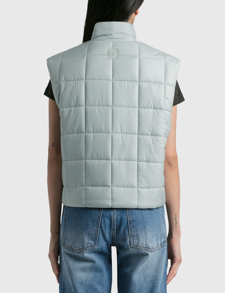 QUILTED ZIP POCKET VEST Placeholder Image