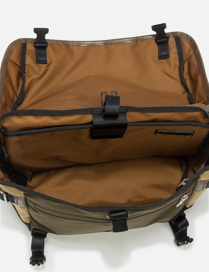Potential Messenger Bag No.01756-v3 Placeholder Image