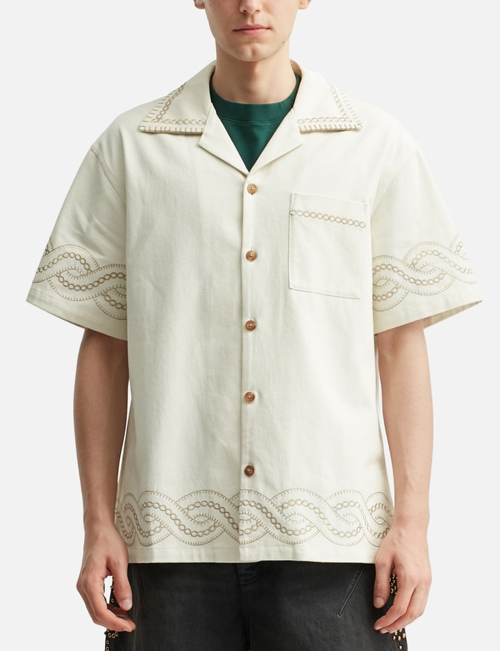La Chemise Brodée Tresses Placeholder Image
