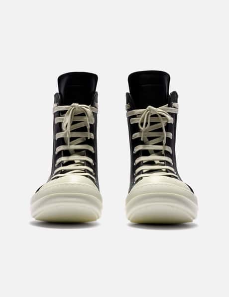 Sneaks view 10