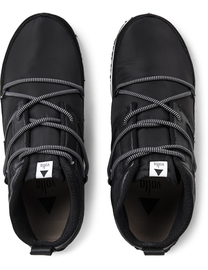 Black Lightweight Winter Sneakers Placeholder Image