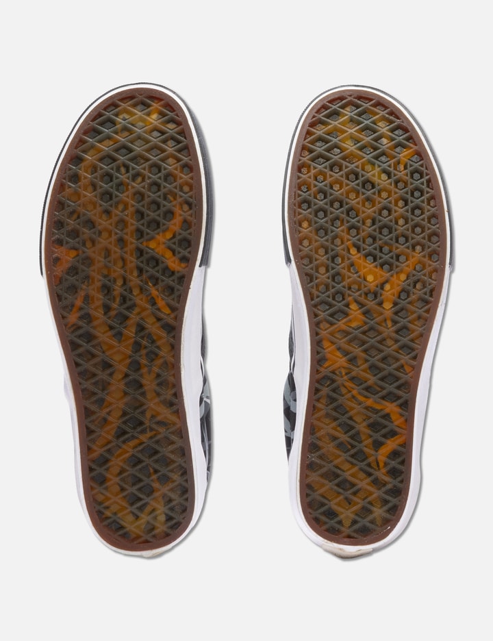 Slip-On Clot - Black Alienegra Placeholder Image