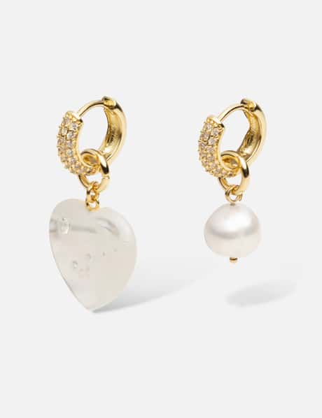 Love At First Sight Pearly Earrings view 5