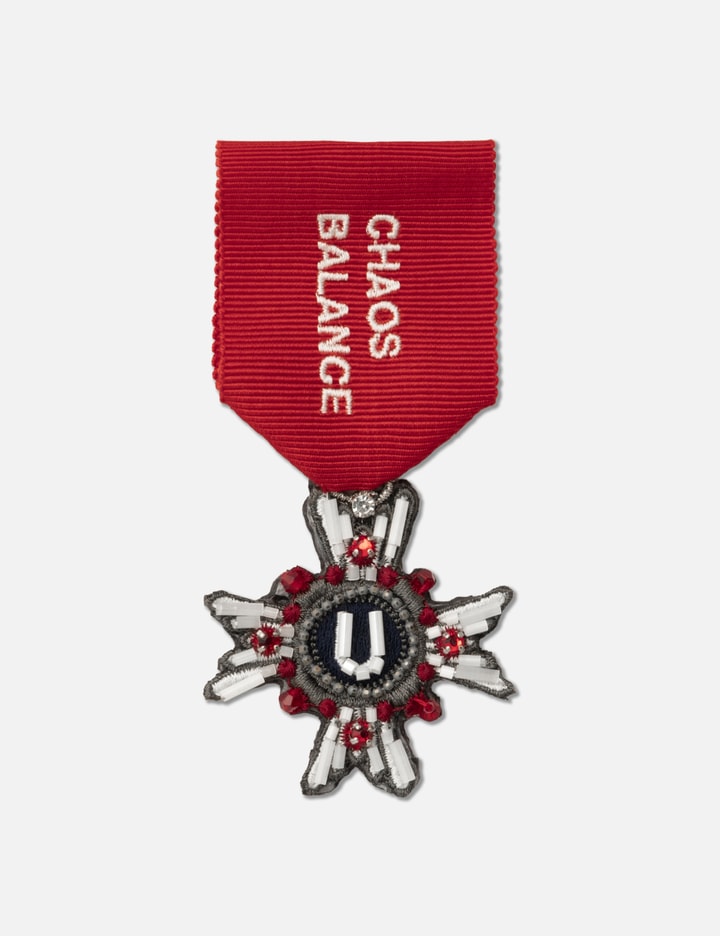 Undercover Undercover Medal Brooch