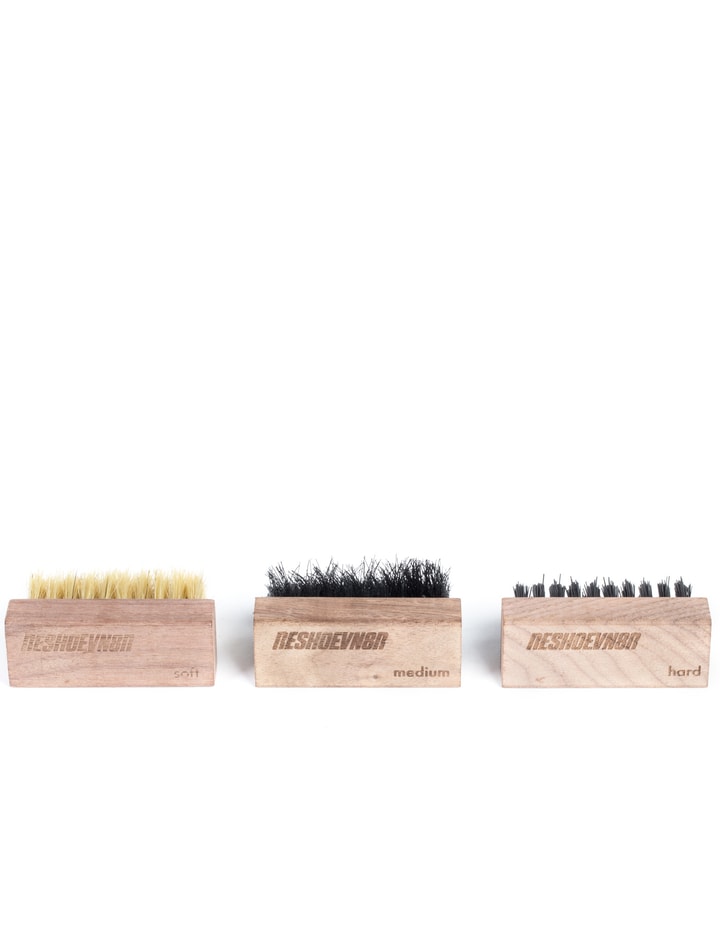 Reshoevn8r 4oz 3 Brushes Set Placeholder Image
