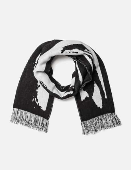 Perks and Mini Team Sandbar Scarf