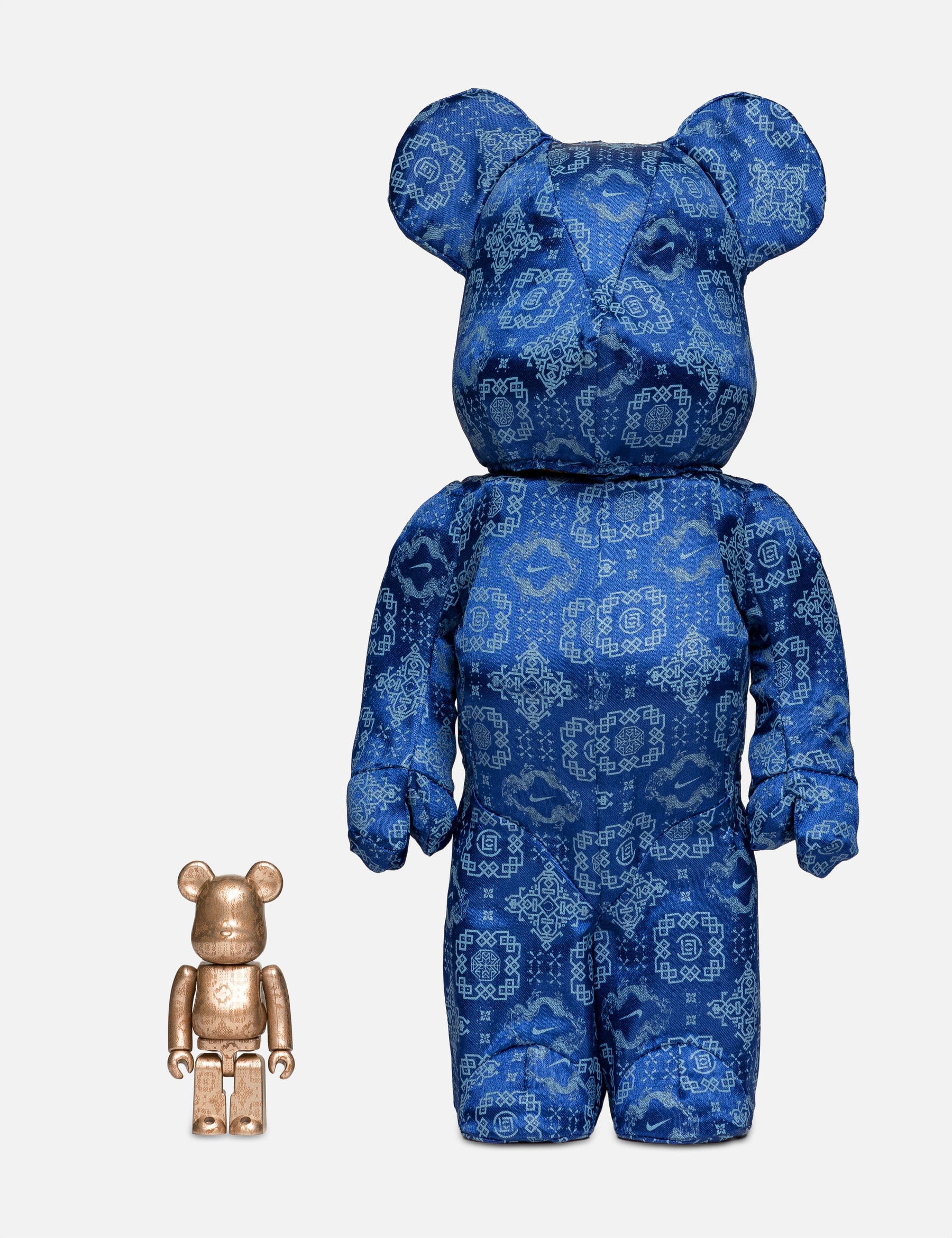 Nike Bearbrick 100%+400% view 10