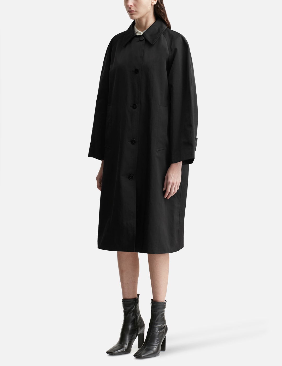 Nylon Volume Balmacaan Trench view 8
