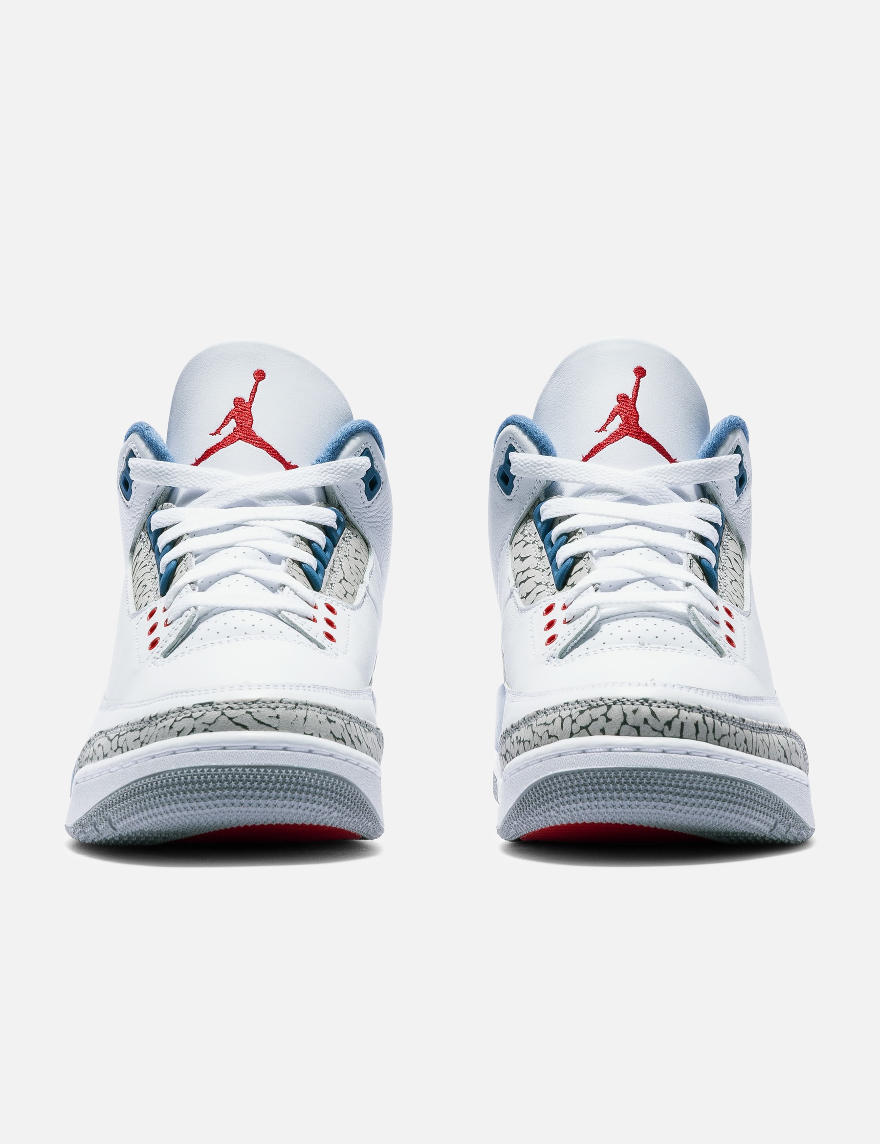 Air Jordan 3 Retro view 14