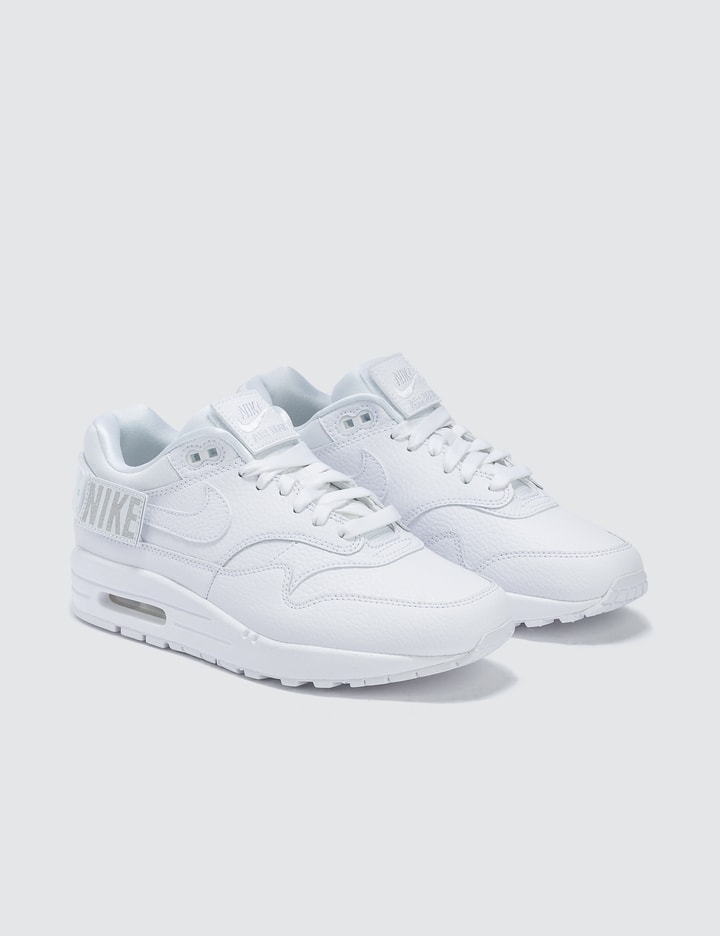 W Air Max 1-100 Placeholder Image