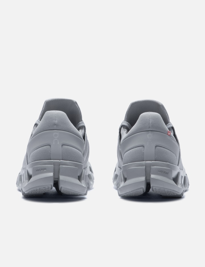 On Cloudswift 4 Ad Trainers