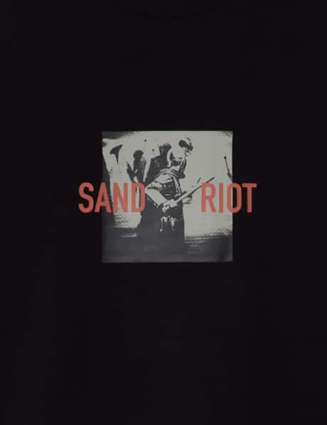 X TIGHTBOOTH “GTB-03T” Sand Riot Logo T-Shirt view 17