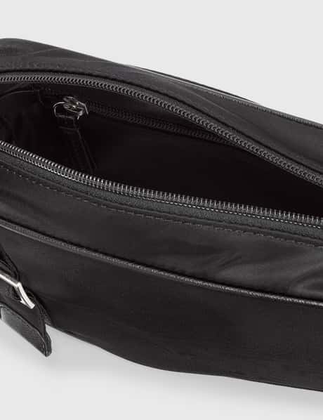 Heliot Emil - スモール アシンメトリーバッグ | HBX - ハイプビースト  