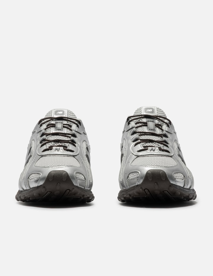 New Balance 204L