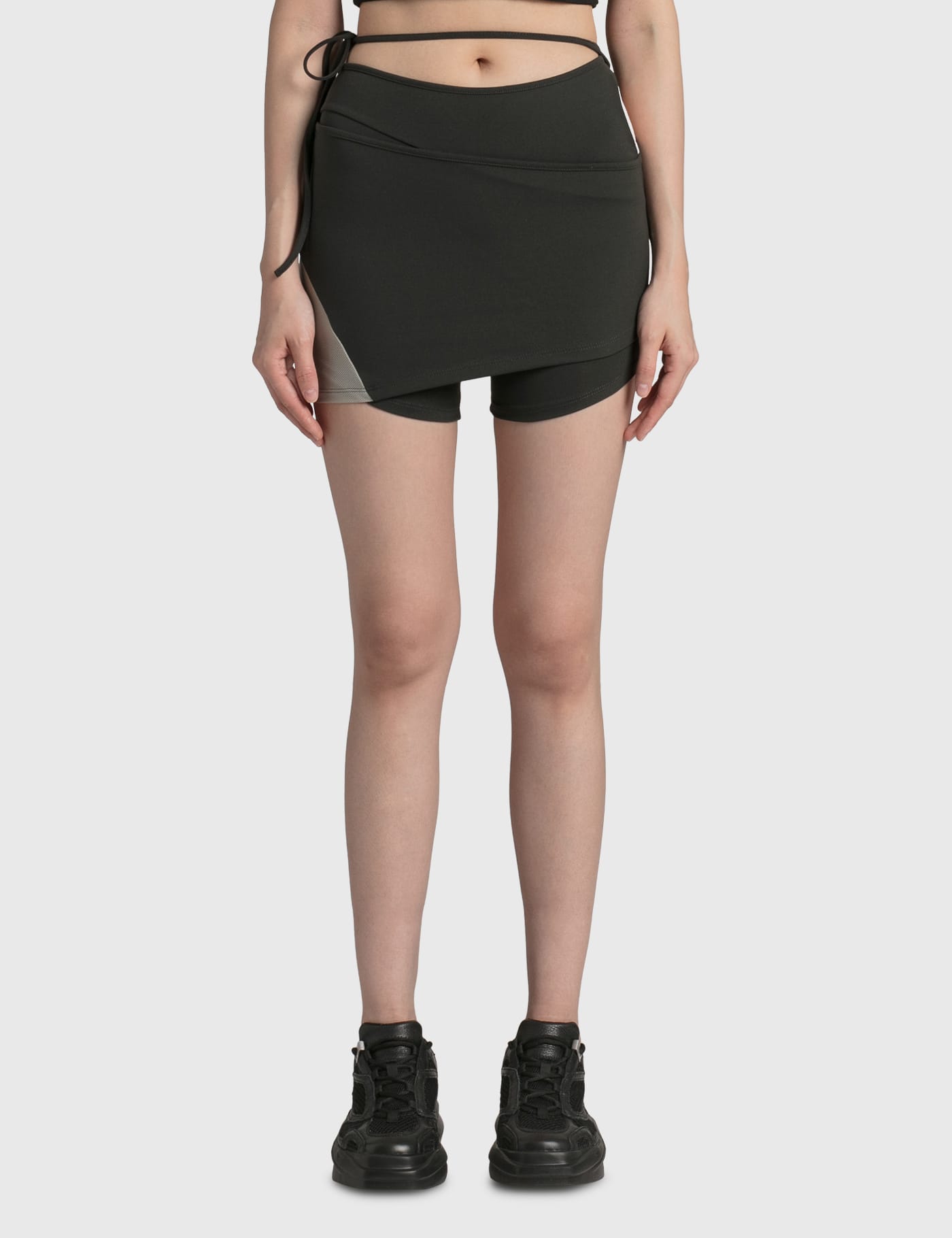 Femme Vêtements Shorts Mini shorts Short en nylon Synthétique Hyein Seo 